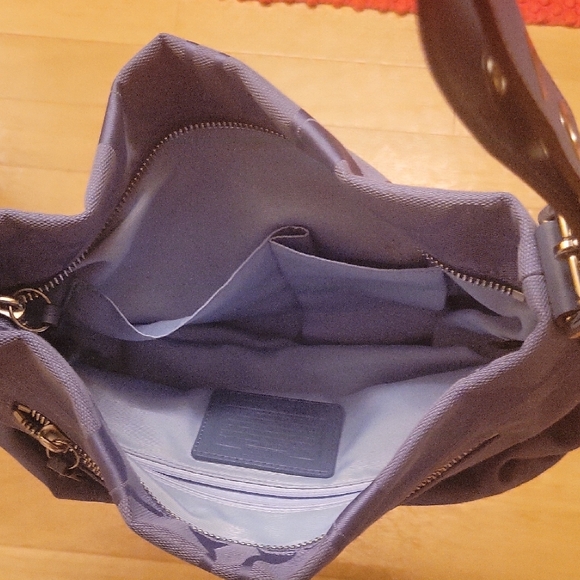 Light Blu Coach Women's Bag - Picture 3 of 11